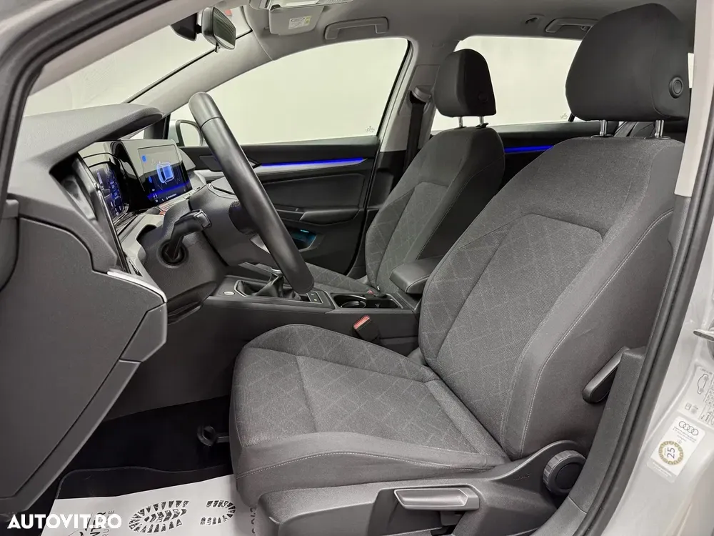 Volkswagen Golf VIII 2.0 TDI SCR Life — imagine 6