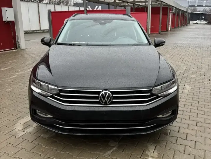 Volkswagen Passat B8 2.0 TDI SCR DSG Business