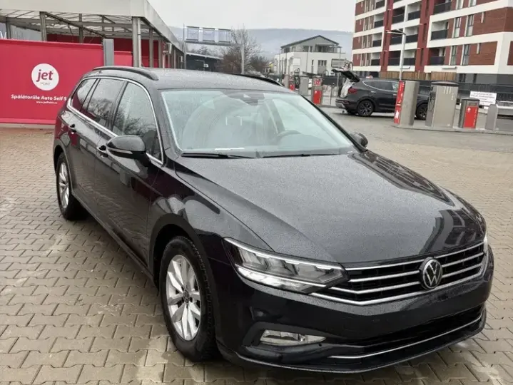 Volkswagen Passat B8 2.0 TDI SCR DSG Business