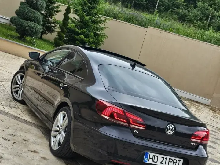 Volkswagen Passat CC 2.0 TDI BlueMotion Technology DSG Dynamic Black