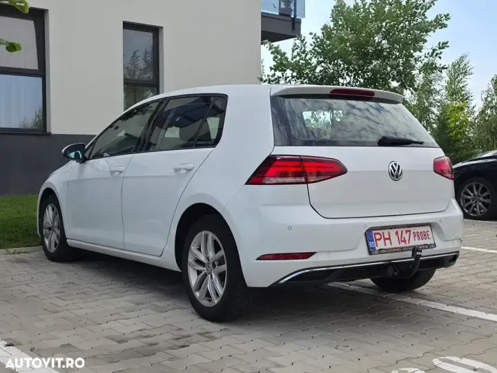 Volkswagen Golf VII 1.6 TDI SCR DSG Comfortline
