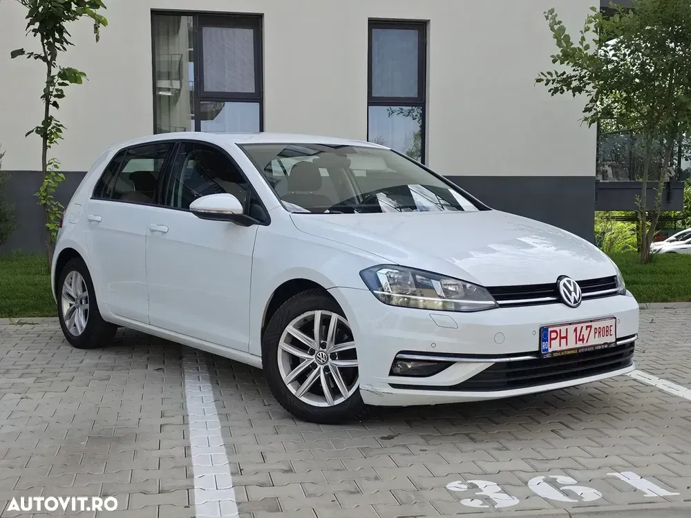 Volkswagen Golf VII 1.6 TDI SCR DSG Comfortline — imagine 3