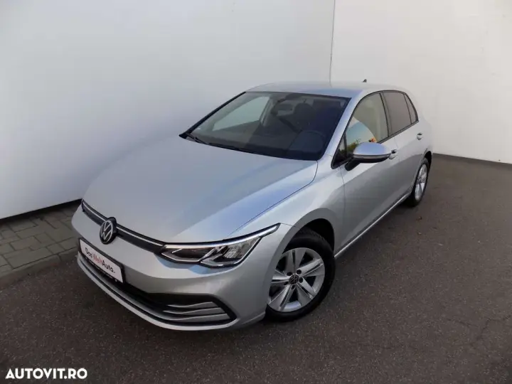 Volkswagen Golf VIII 2.0 TDI DSG Life