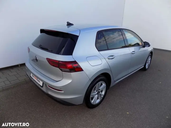 Volkswagen Golf VIII 2.0 TDI DSG Life