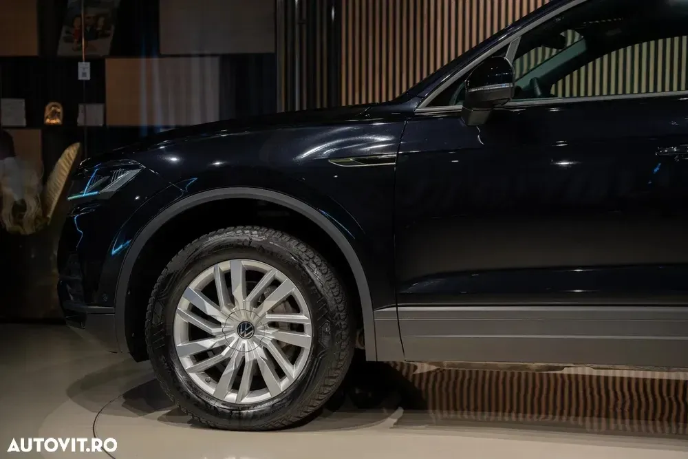 Volkswagen Touareg — imagine 4