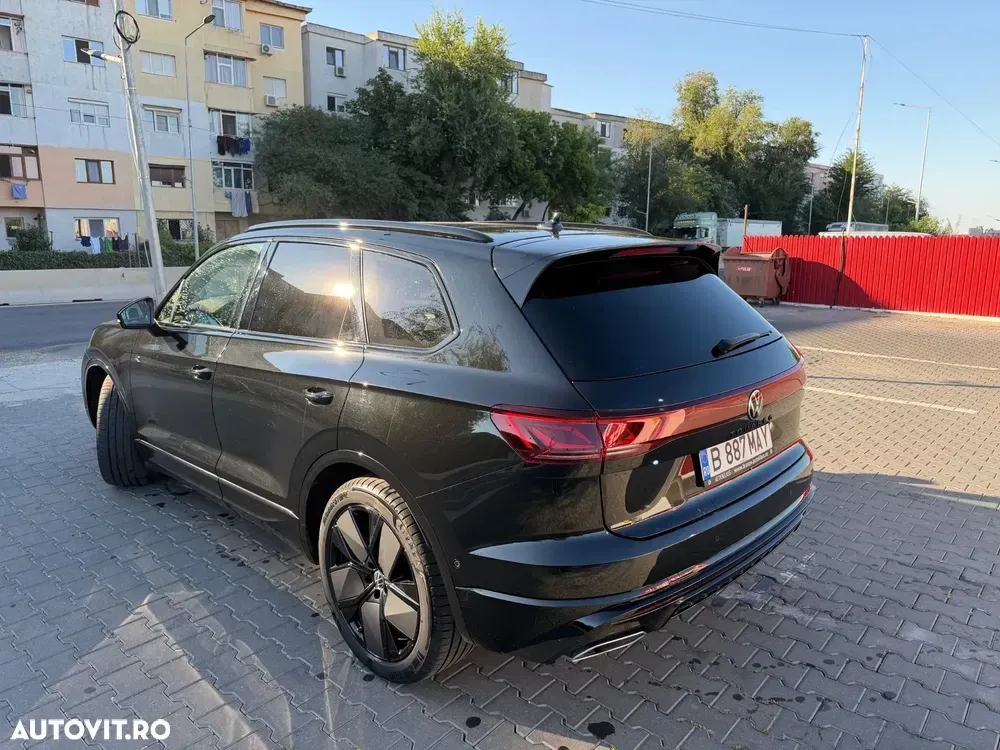 Volkswagen Touareg III V6 TDI R-Style — imagine 3