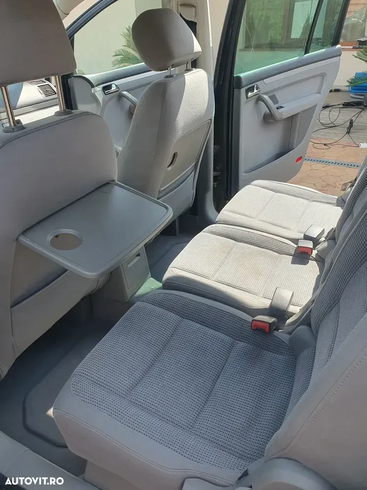 Volkswagen Touran I — imagine 5