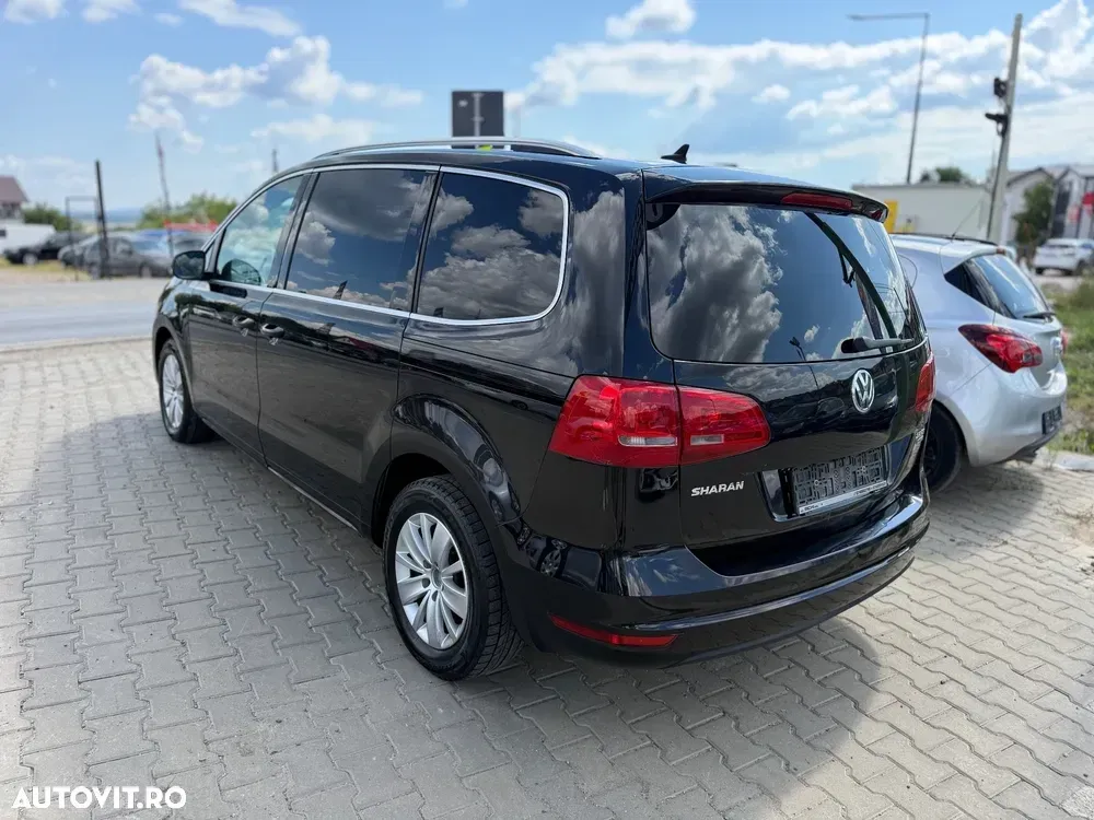 Volkswagen Sharan II 2.0 TDI DSG Blue Motion Style — imagine 4