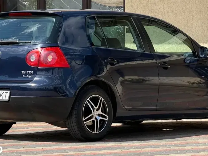 Volkswagen Golf V