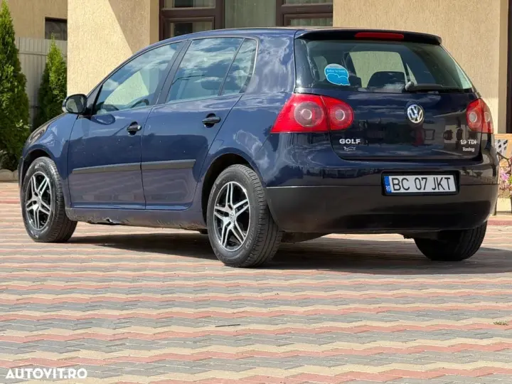 Volkswagen Golf V