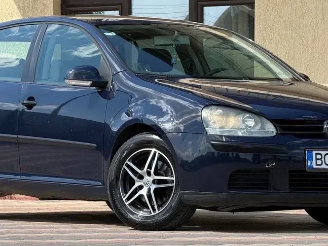 Volkswagen Golf V