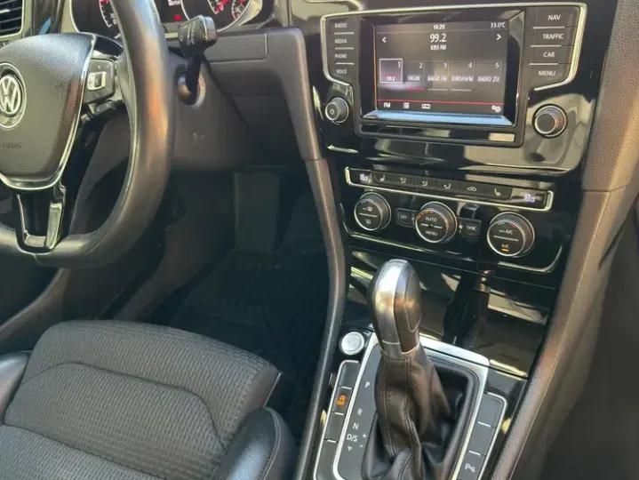 Volkswagen Golf VII 2.0 TDI DSG BMT Highline