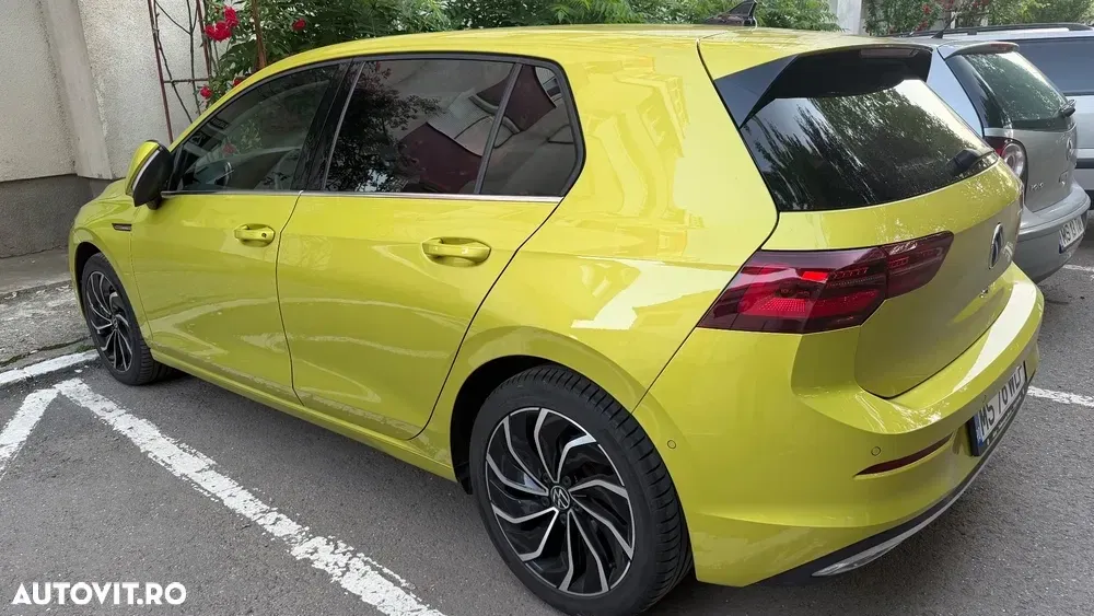 Volkswagen Golf VIII 2.0 TDI 150CP DSG Style — imagine 5