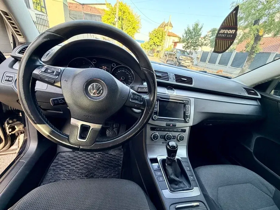 Volkswagen Passat B7 2.0 TDI BlueMotion Tehnology Comfortline — imagine 5
