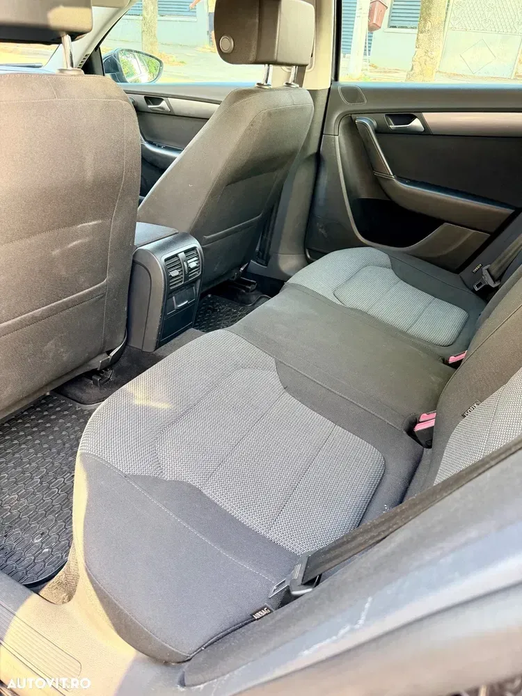 Volkswagen Passat B7 2.0 TDI BlueMotion Tehnology Comfortline — imagine 6