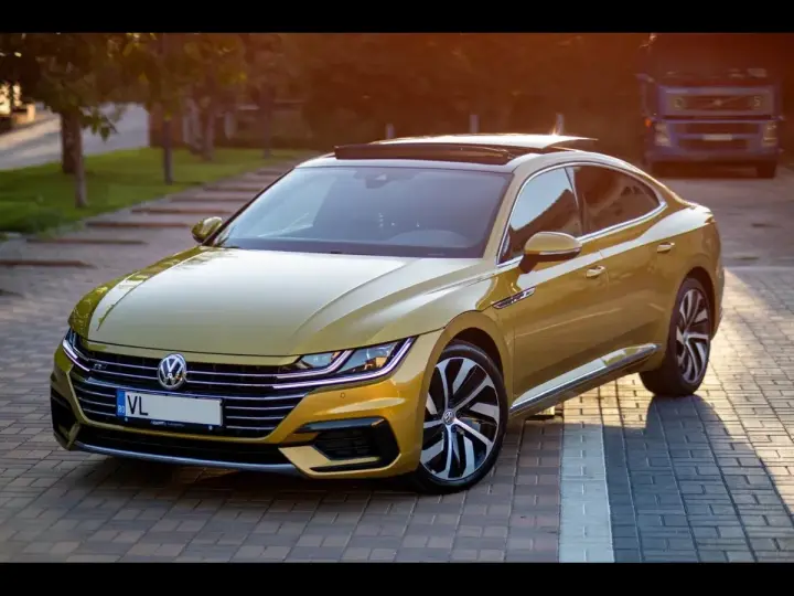 Volkswagen Arteon 2.0 TSI DSG R-Line