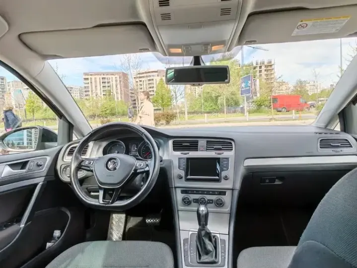 Volkswagen Golf 1.6 TDI DSG BMT Comfortline