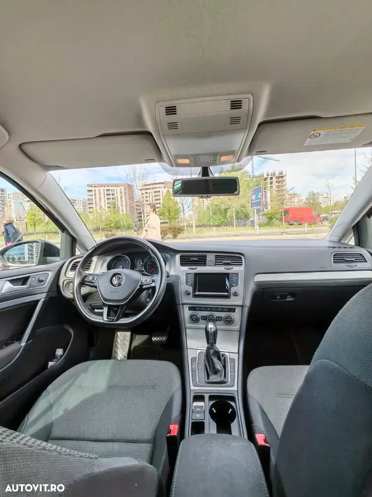 Volkswagen Golf 1.6 TDI DSG BMT Comfortline — imagine 5