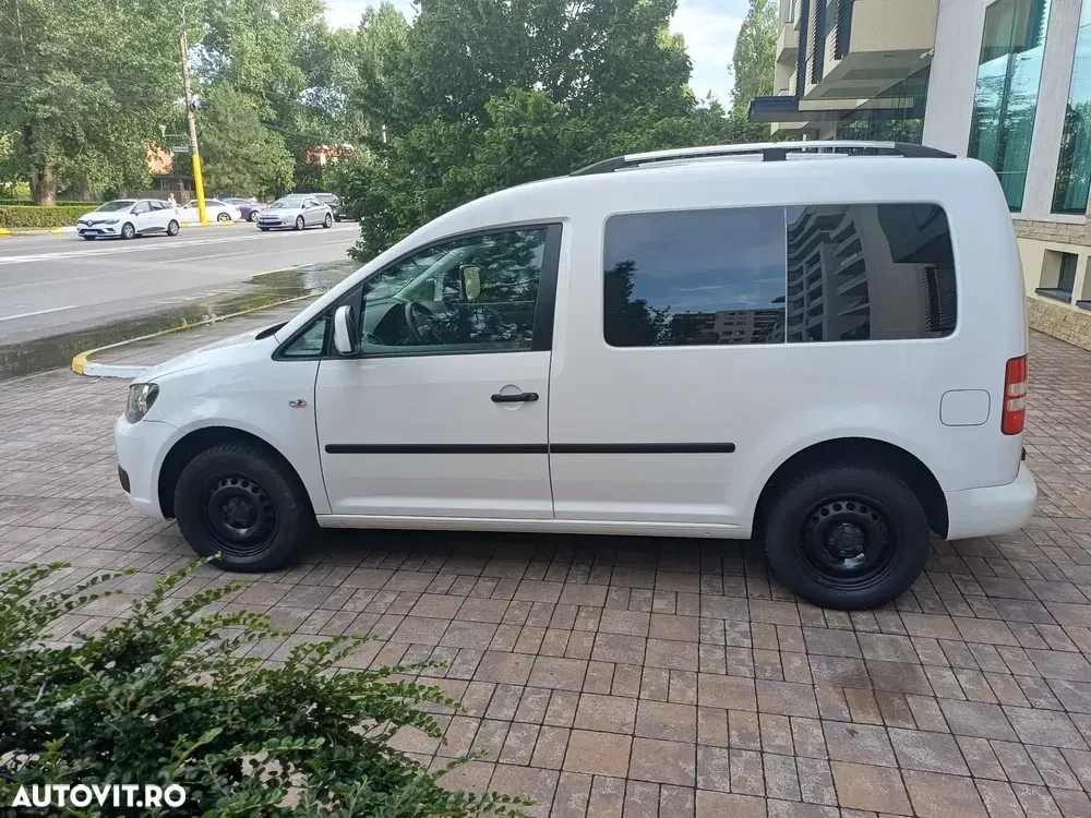 Volkswagen Caddy 1.6 BMT Edition 30 — imagine 3
