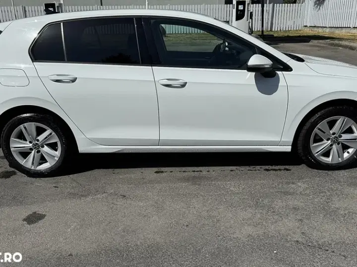 Volkswagen Golf VIII 2.0 TDI 150CP DSG Style