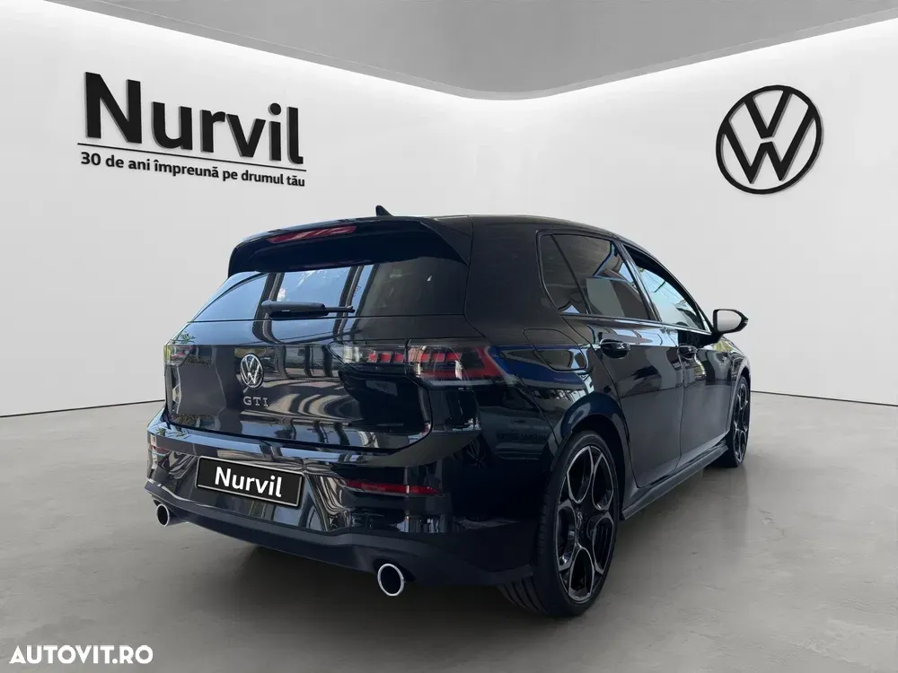 Volkswagen Golf VIII — imagine 4