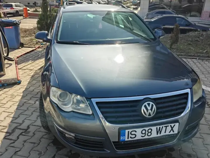 Volkswagen Passat B6 2.0 TDI DPF DSG Individual
