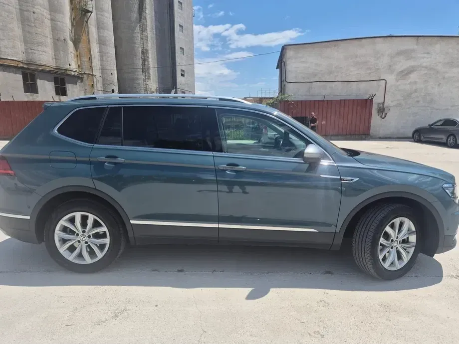 Volkswagen Tiguan II 2.0 TDI SCR 4MOTION DSG Highline — imagine 4