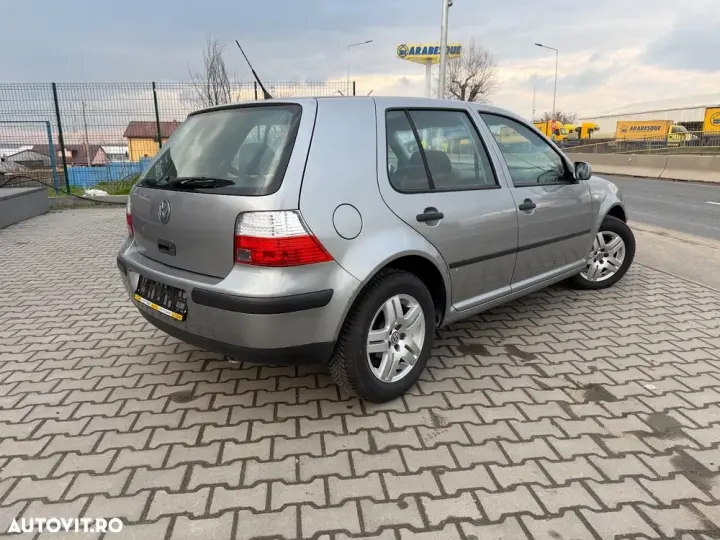 Volkswagen Golf V