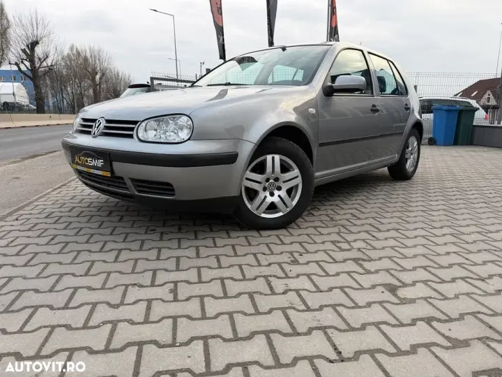 Volkswagen Golf V