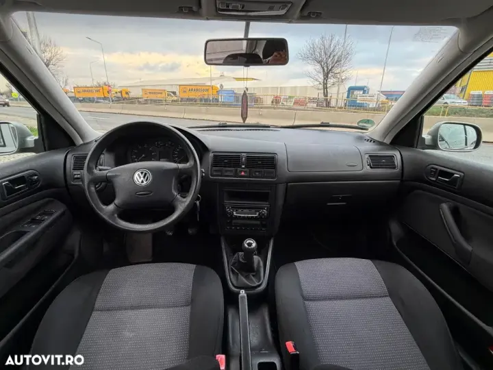 Volkswagen Golf V