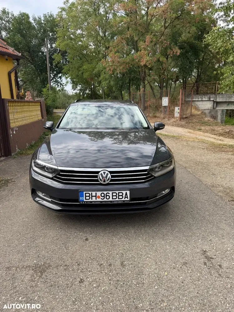 Volkswagen Passat B8 2.0 TDI SCR DSG Highline — imagine 3