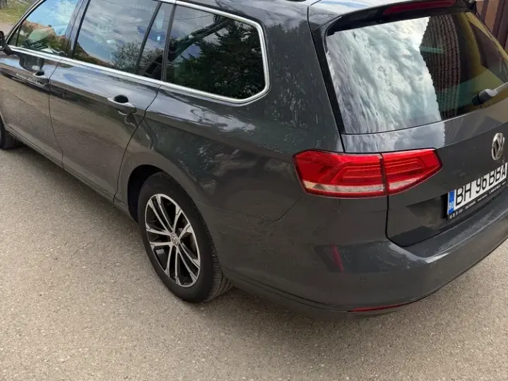 Volkswagen Passat B8 2.0 TDI SCR DSG Highline