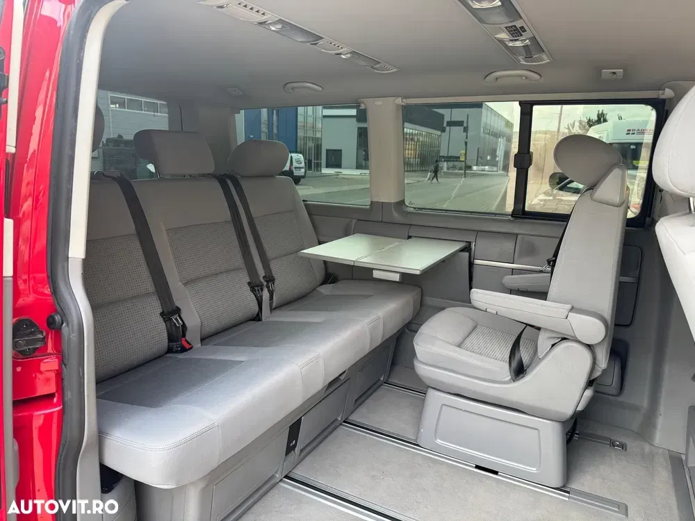 Volkswagen Caravelle — imagine 3
