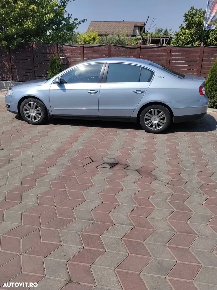 Volkswagen Passat B6 2.0 TDI DPF Highline — imagine 3