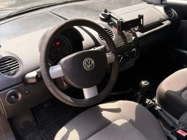 Volkswagen New Beetle 9C