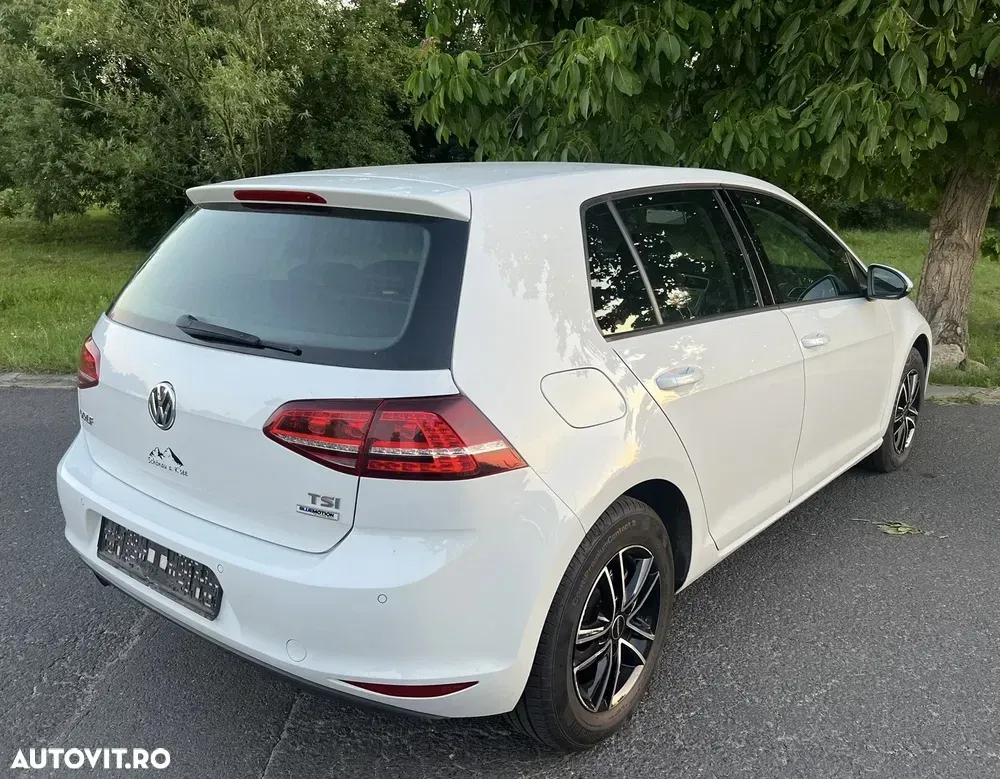 Volkswagen Golf VII 1.2 TSI BlueMotion Technology Style — imagine 4