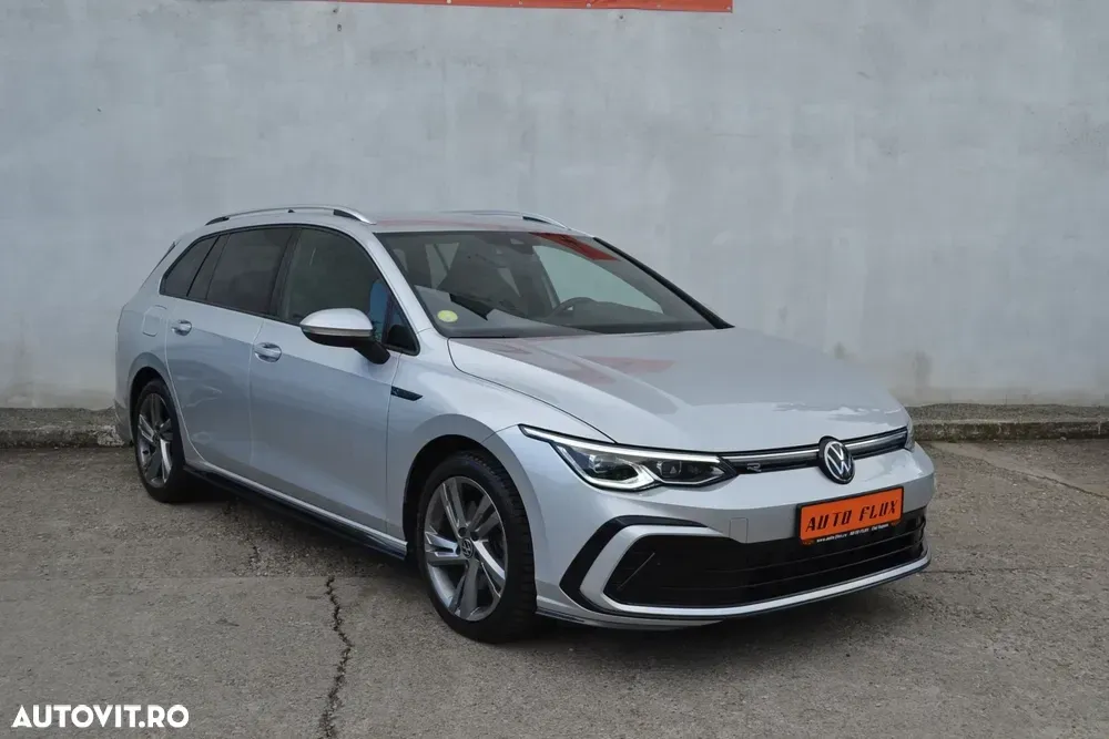 Volkswagen Golf VIII 2.0 TDI 150CP DSG R-Line — imagine 3