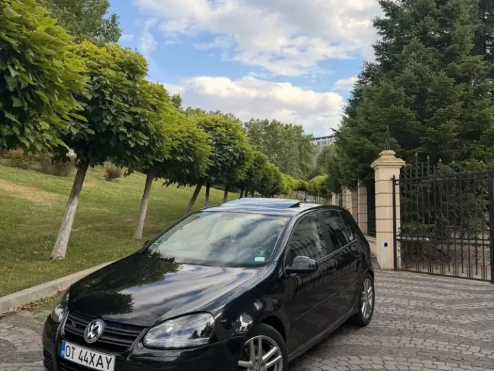 Volkswagen Golf V 2.0 TDI DPF GT Sport
