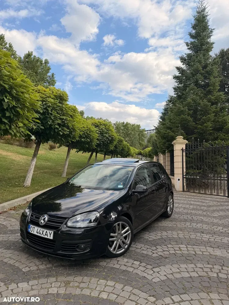 Volkswagen Golf V 2.0 TDI DPF GT Sport — imagine 5