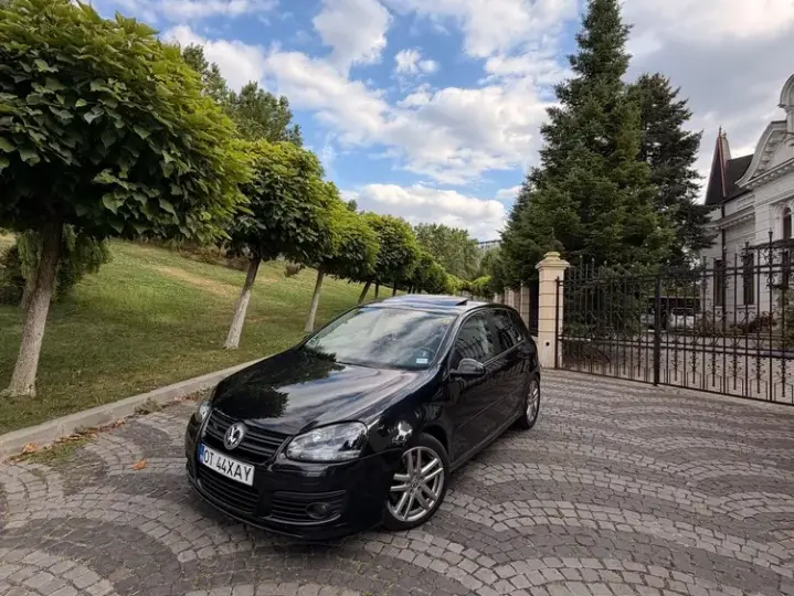 Volkswagen Golf V 2.0 TDI DPF GT Sport