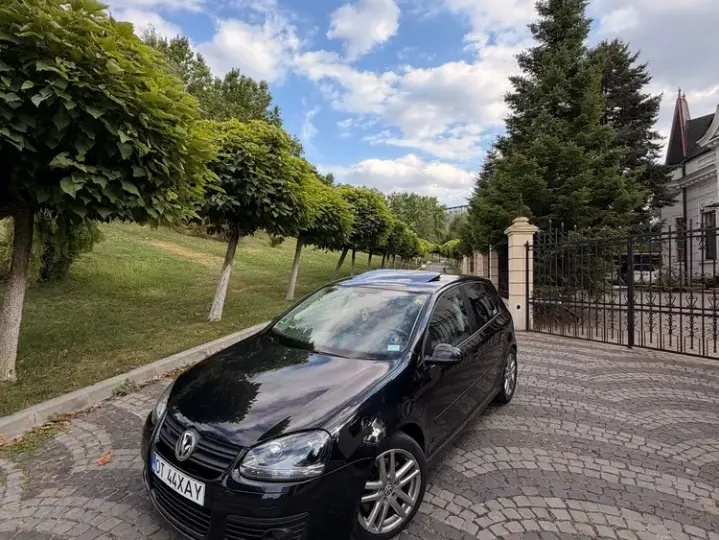Volkswagen Golf V 2.0 TDI DPF GT Sport