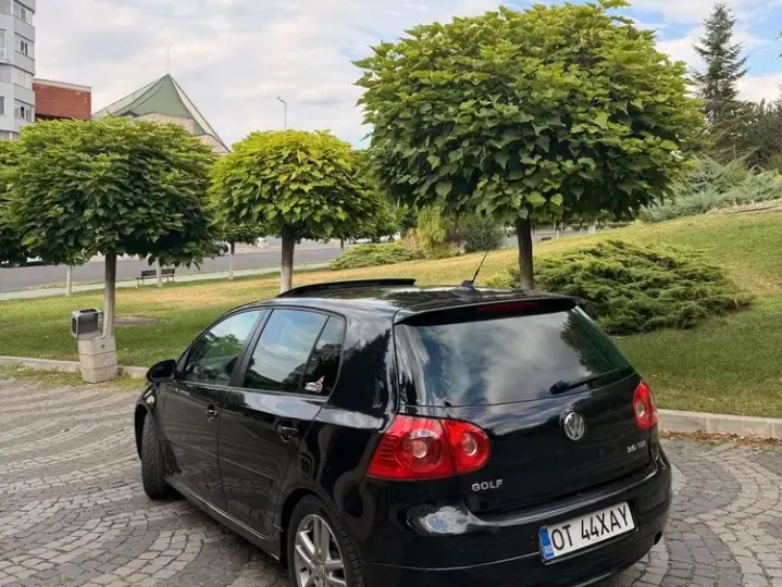 Volkswagen Golf V 2.0 TDI DPF GT Sport