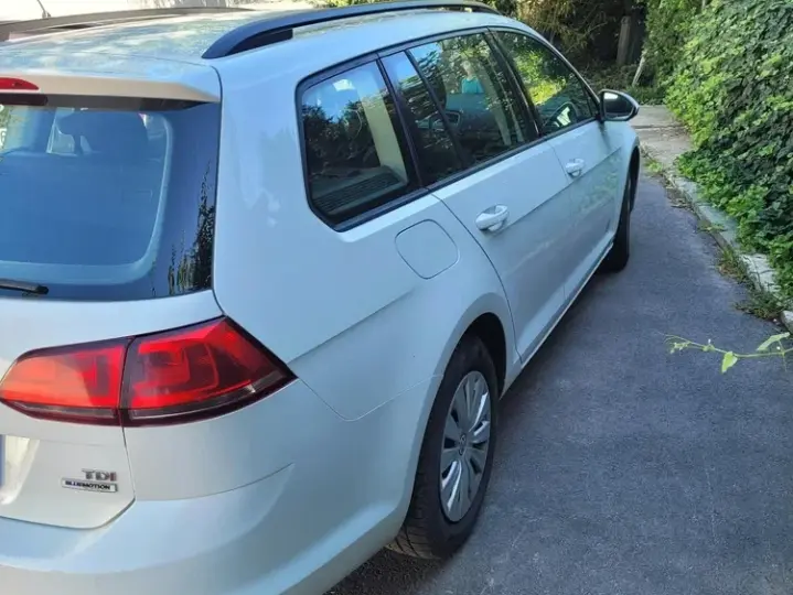 Volkswagen Golf VII