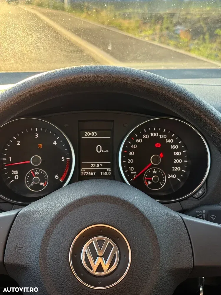 Volkswagen Golf VI 1.6 TDI DPF Comfortline — imagine 2