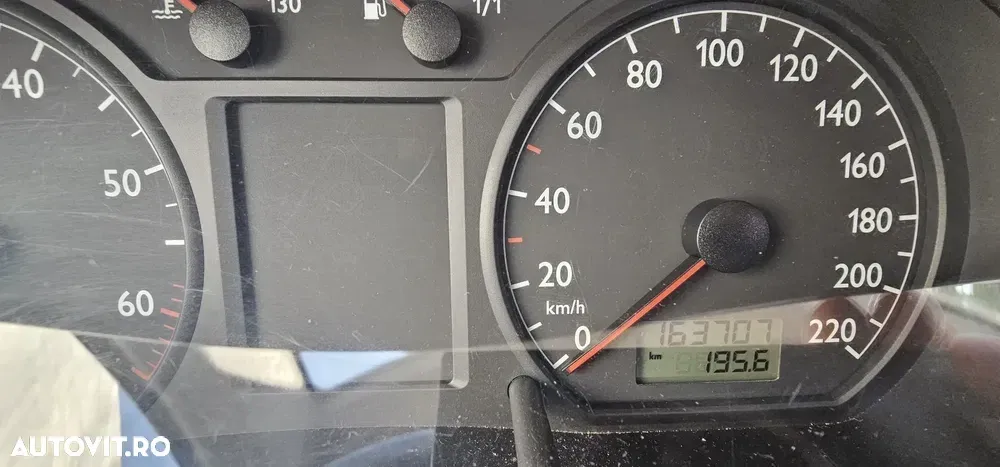 Volkswagen Polo — imagine 5