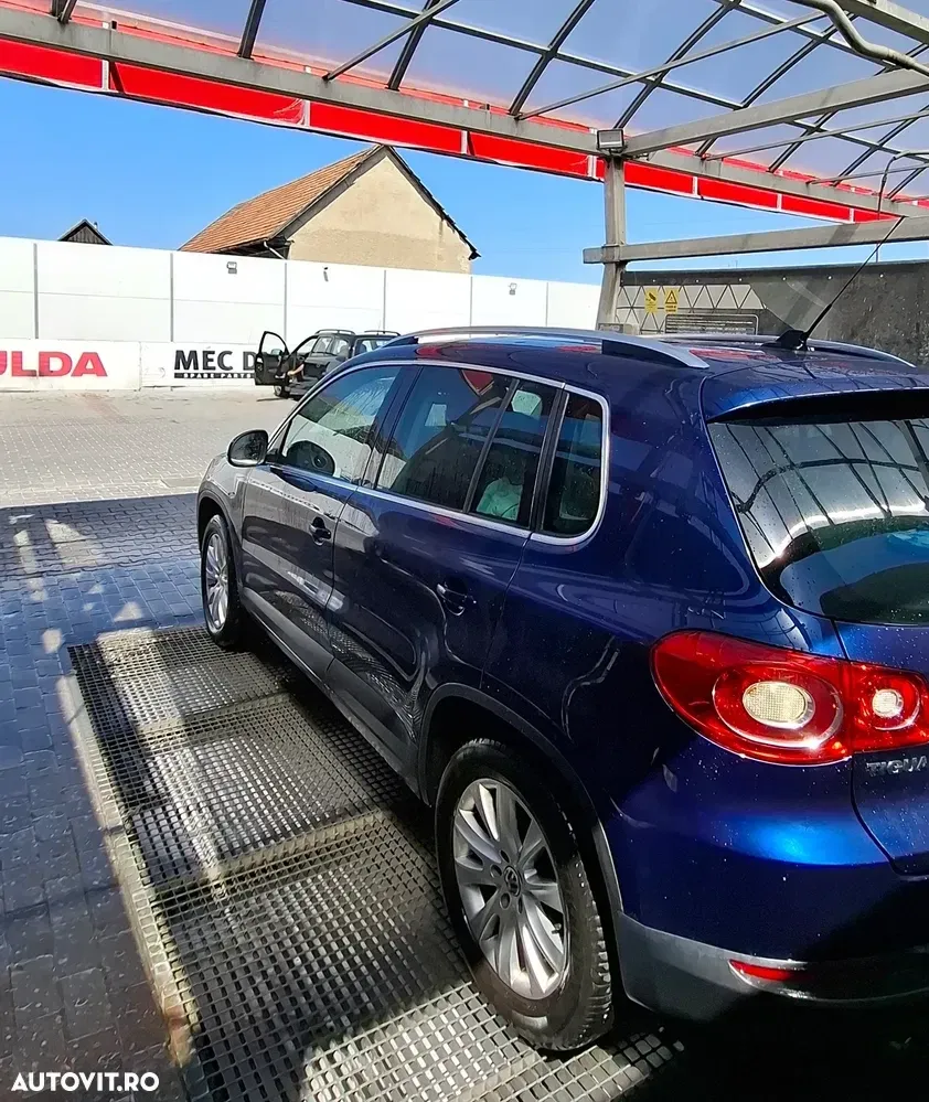 Volkswagen Tiguan 2.0 TDI DPF 4Motion Track&Field — imagine 4