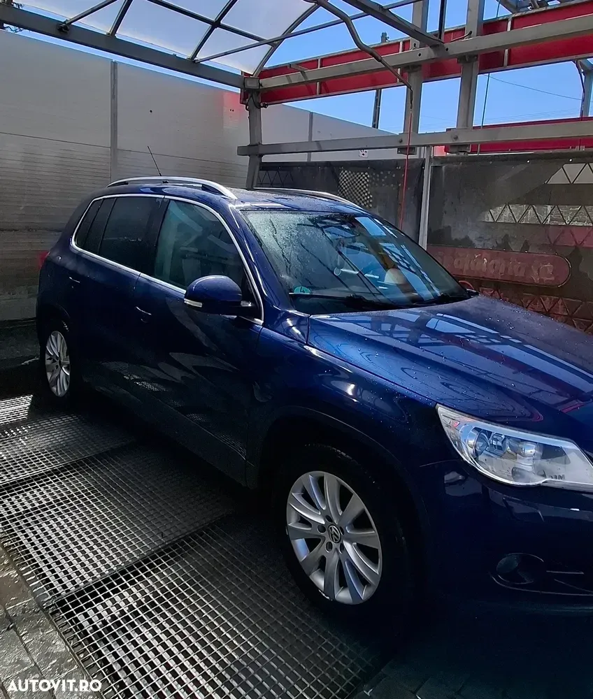 Volkswagen Tiguan 2.0 TDI DPF 4Motion Track&Field — imagine 3