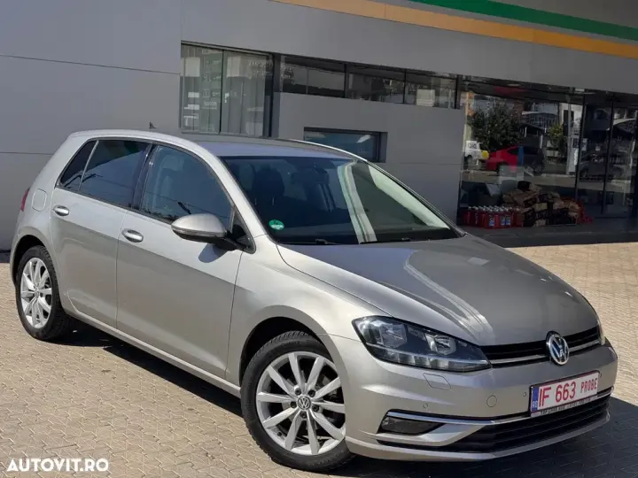 Volkswagen Golf VII