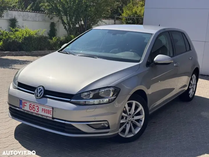 Volkswagen Golf VII