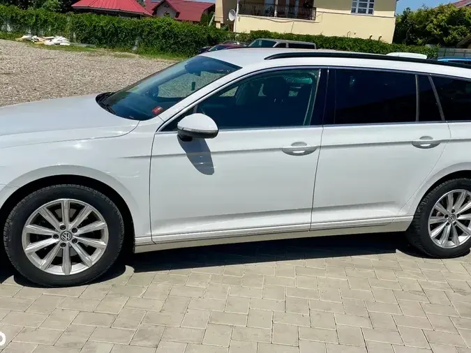 Volkswagen Passat B8 1.6 TDI SCR DSG Comfortline